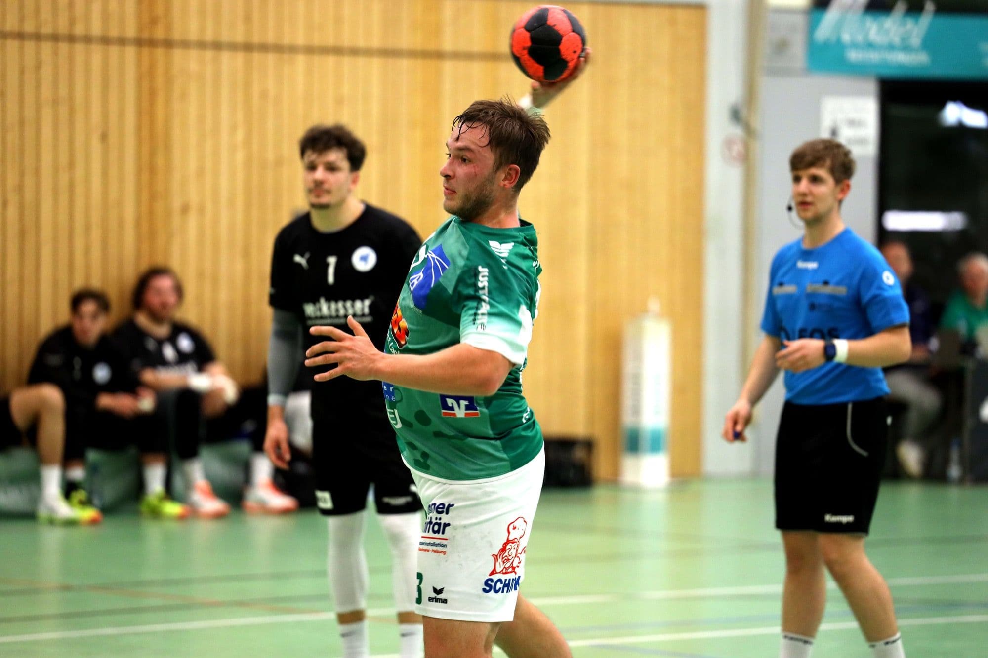 TV Flein-Spieler mit Ball vor dem Wurf gegen Wiesloch. Foto: Cristina Rodrigo