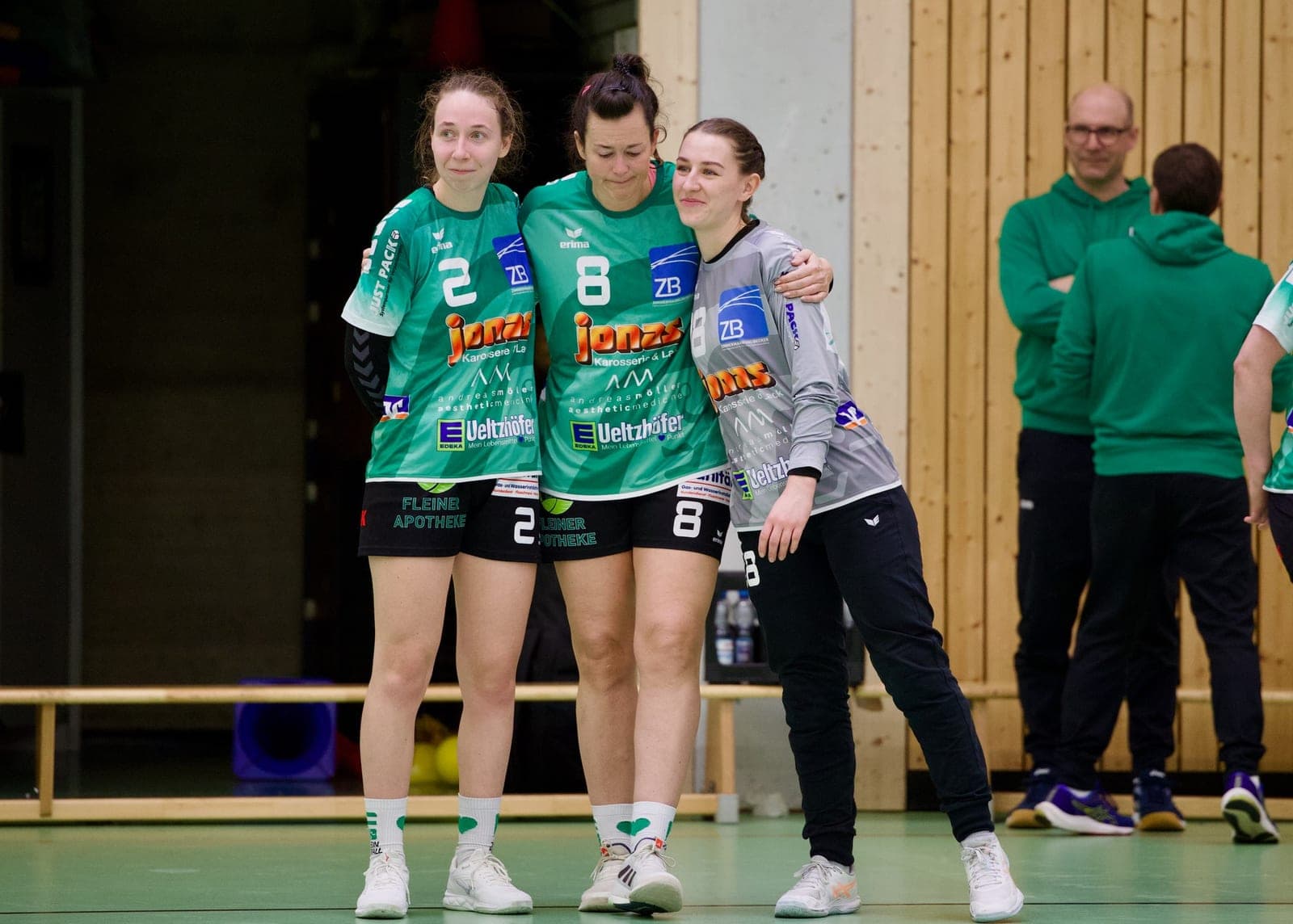 Damen 1 (DANKE): Bilder sagen mehr als tausend Worte…, Bild 5